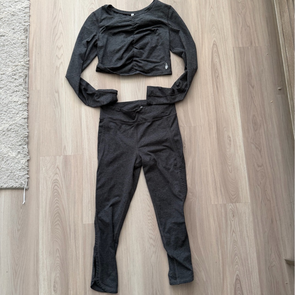 FP Movement by Free People Infinity  Charcoal Grey Active Leggings and Top Set